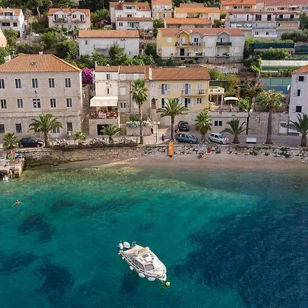 Cozy In Crnja Luka With Wifi Apartman *
