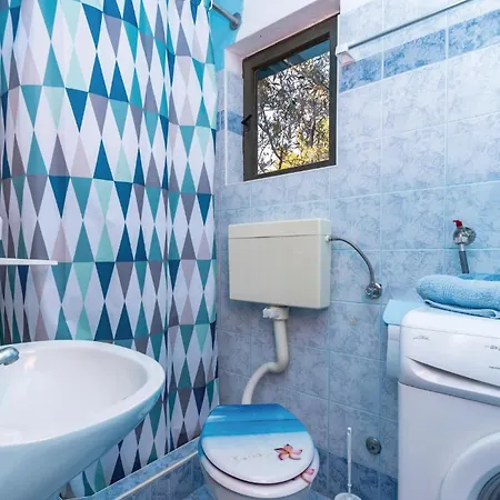 Apartman Cozy In Crnja Luka With Wifi